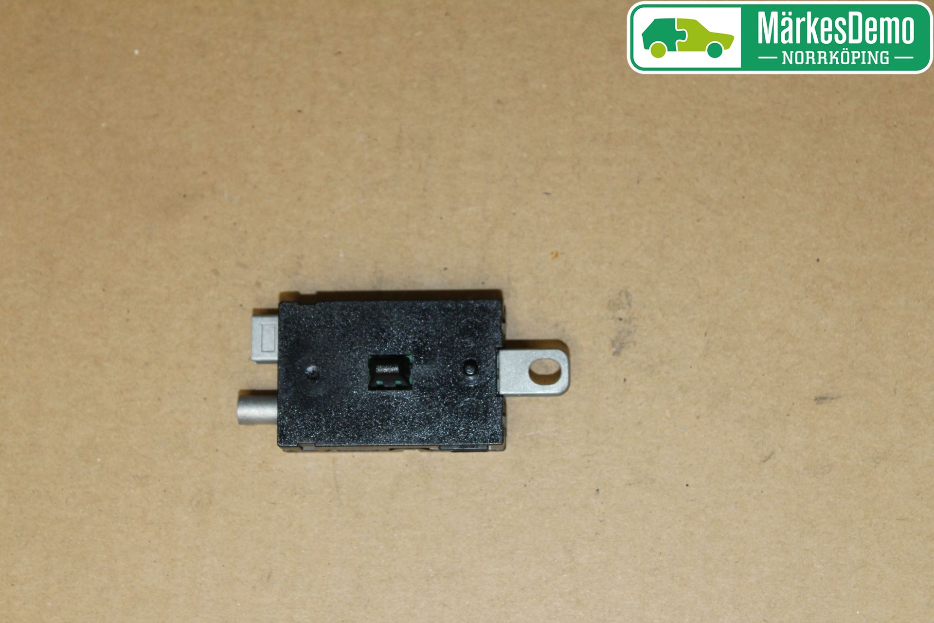 Volvo V60 14-18 Stereo Antenneforsterker