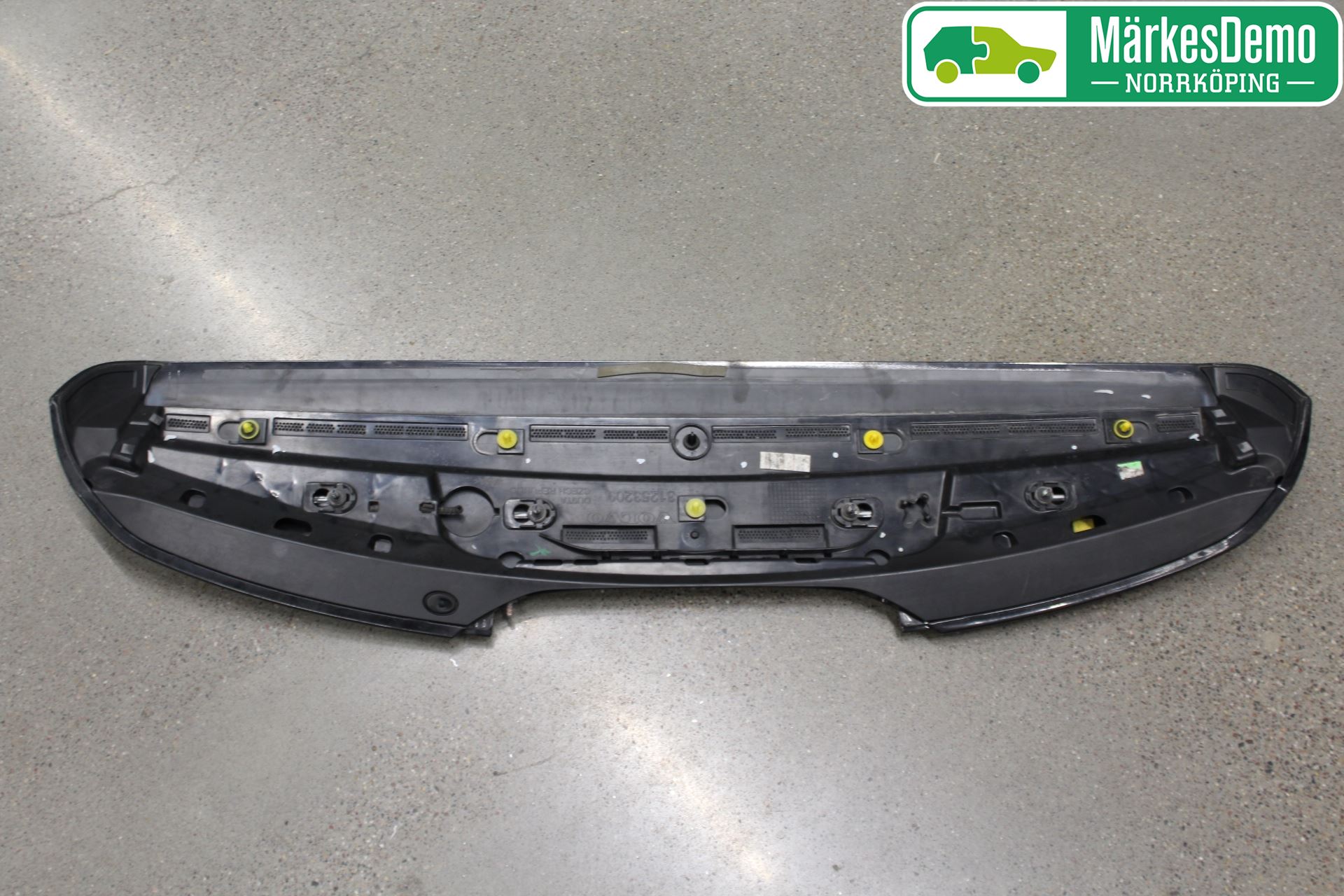 Volvo V60 11-13 Spoiler Bakluke
