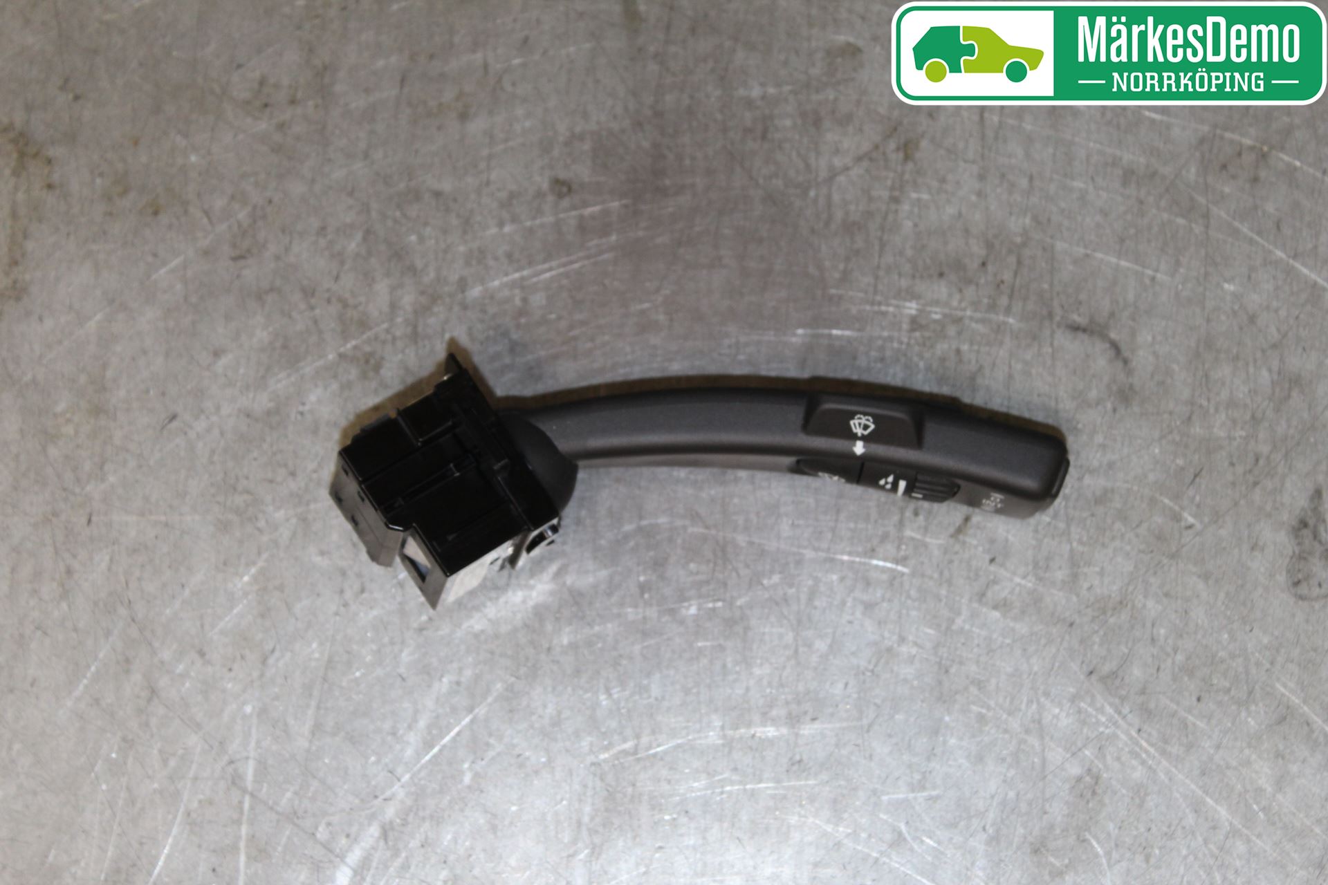 Volvo S60 14-18 Bryter Ratt Visker - Spyler