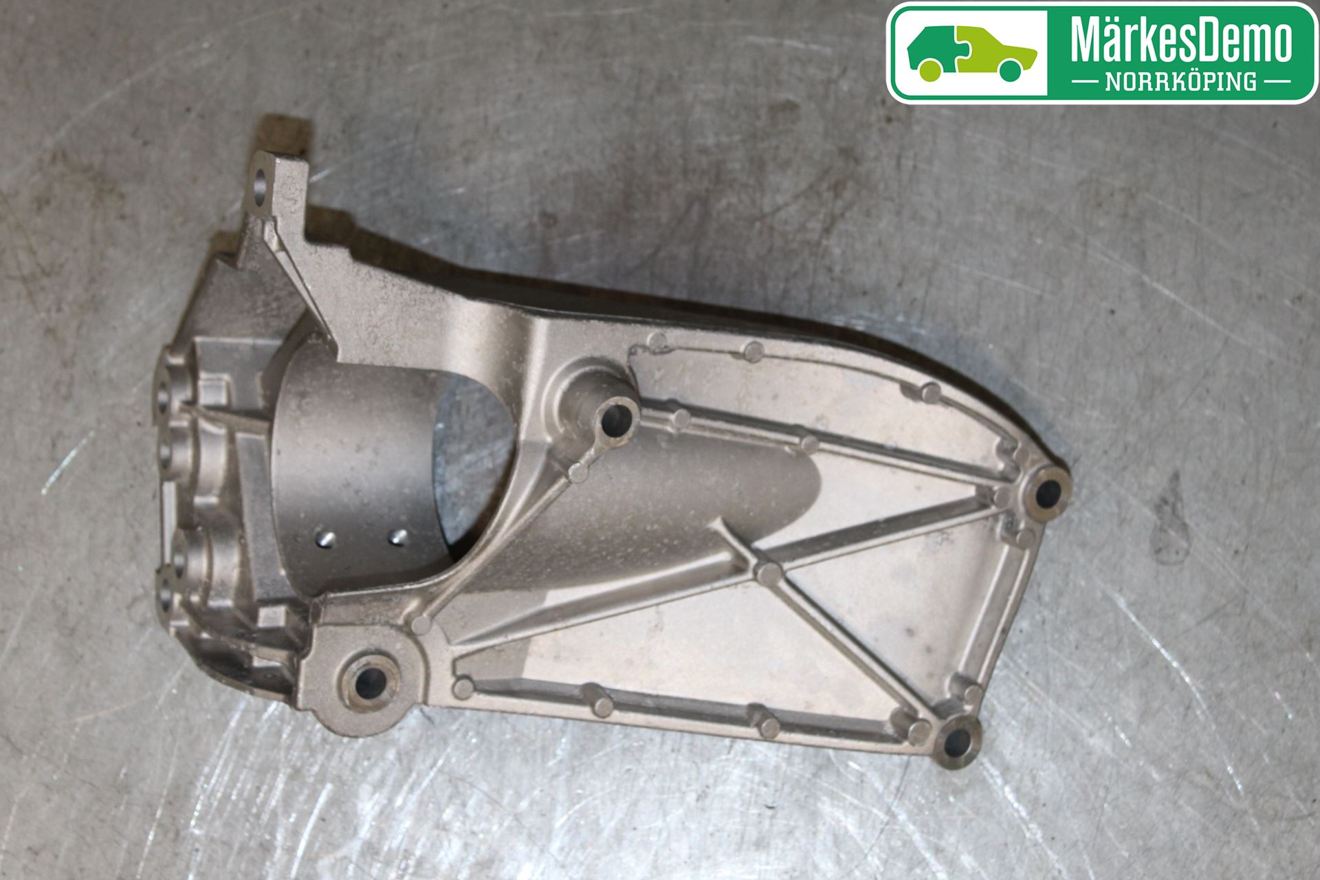 Volvo S60 14-18 Motor Feste Stål-Alu