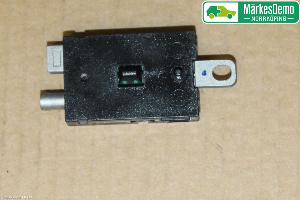 Volvo V60 14-18 Stereo Antenneforsterker