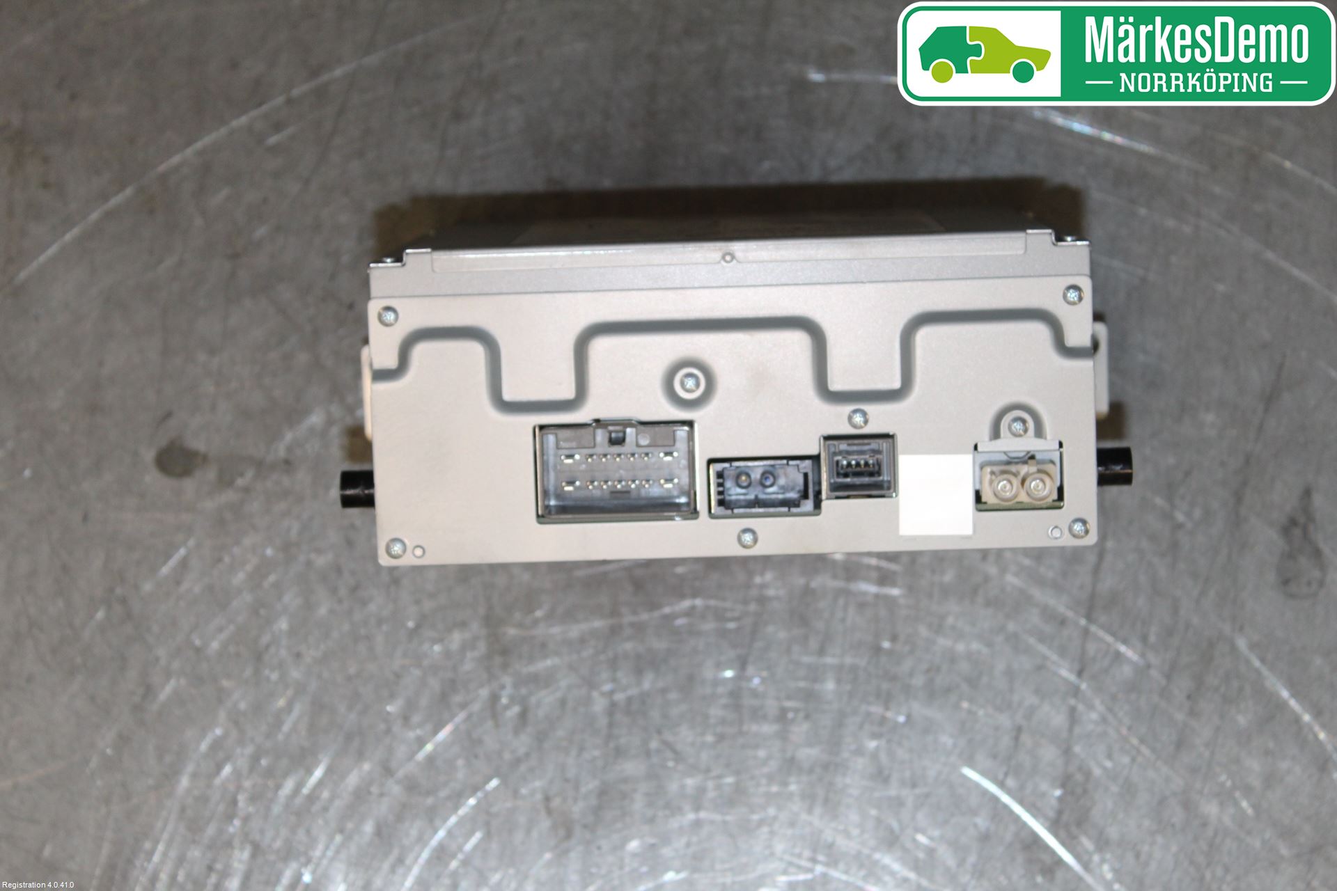 Volvo XC70 14-16 Stereo Radio Med Cd