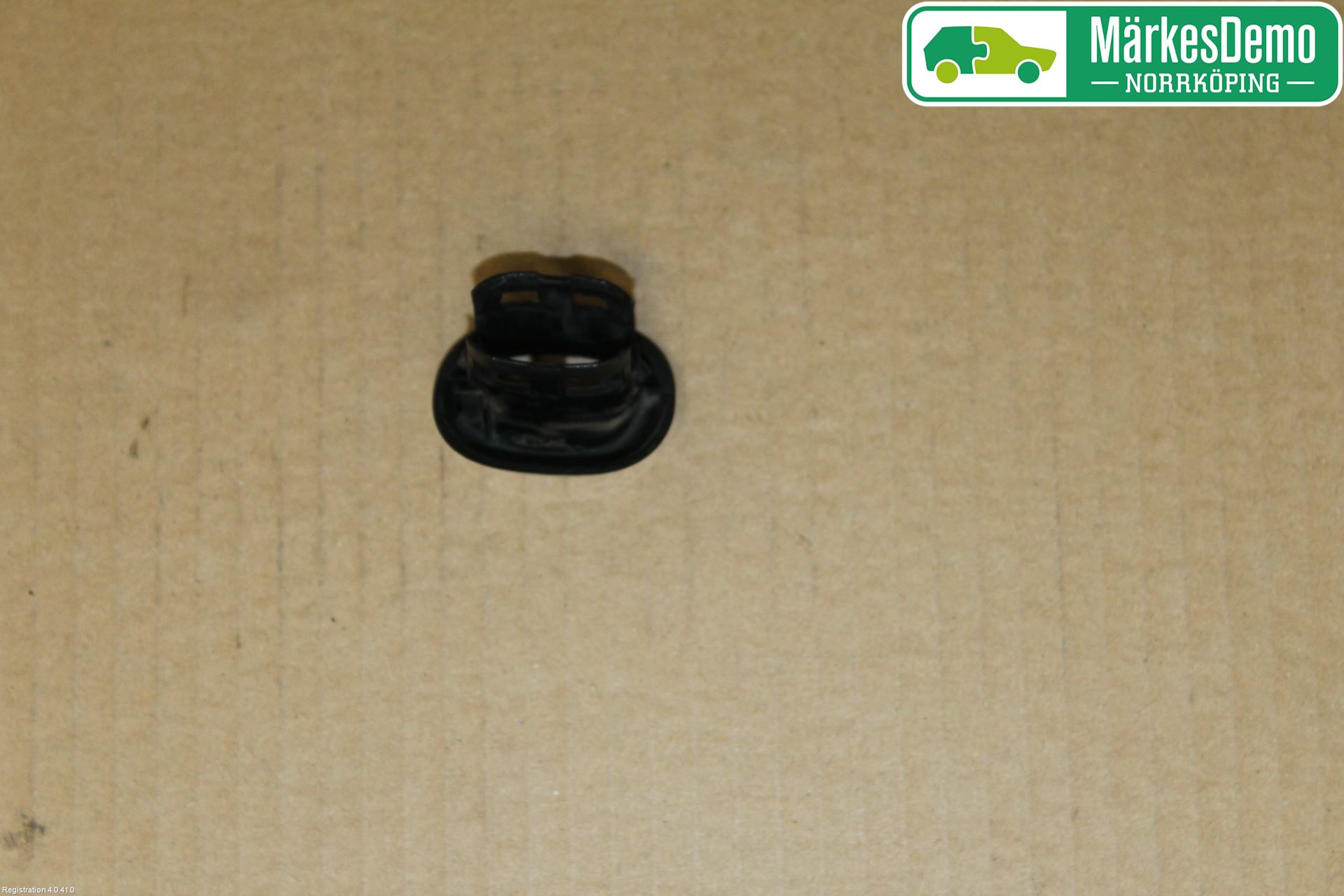 Volvo V70 05-08 Spylerdyse Frontlykter