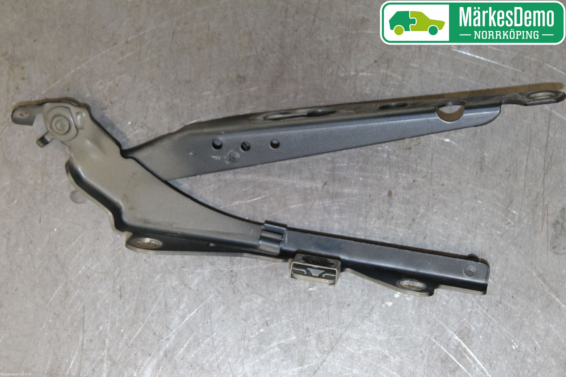 Volvo V70 05-08 Panser Hengsel - Hengsler