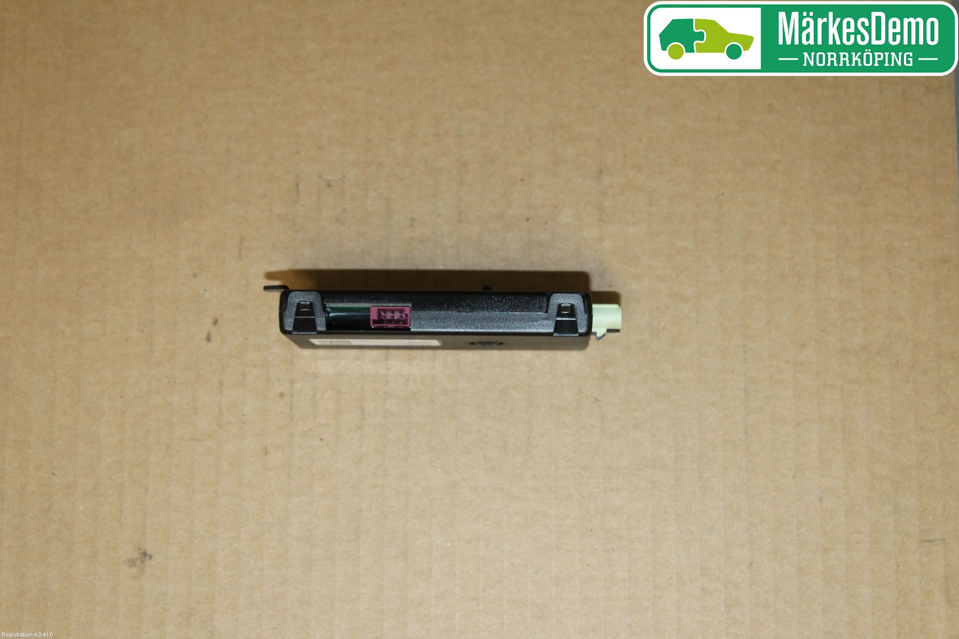 BMW 5 G30/G31/F90 17-23 Stereo Antenneforsterker