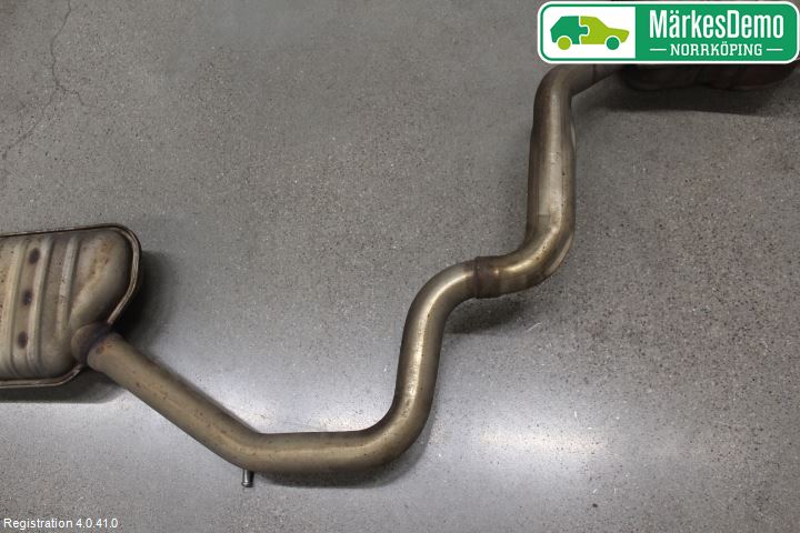 Volkswagen VW GOLF V 04-09 Eksos Bakre Potte