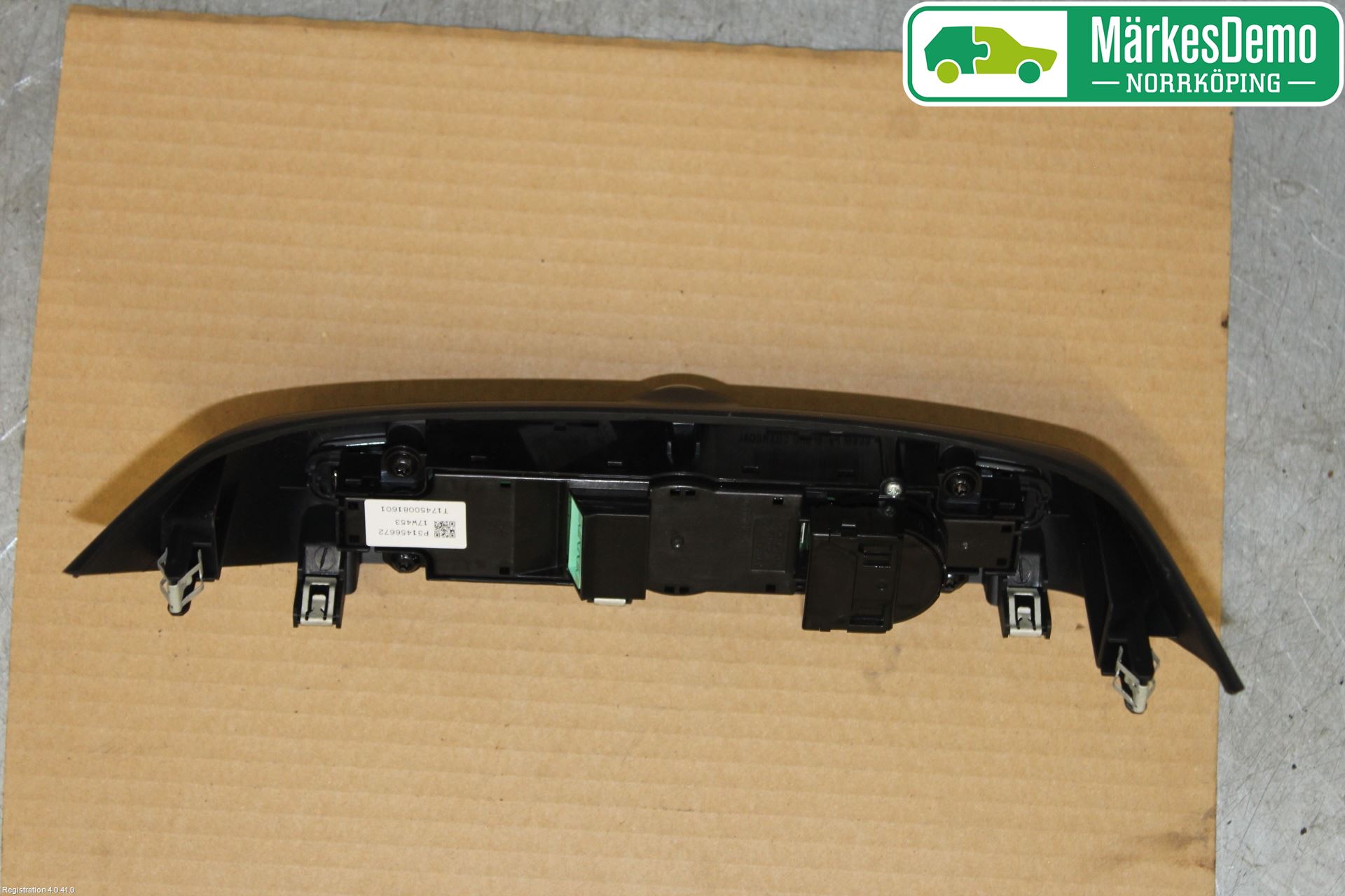 Volvo XC40/RECHARGE 18- Varmeapparat Panel(Regulering)