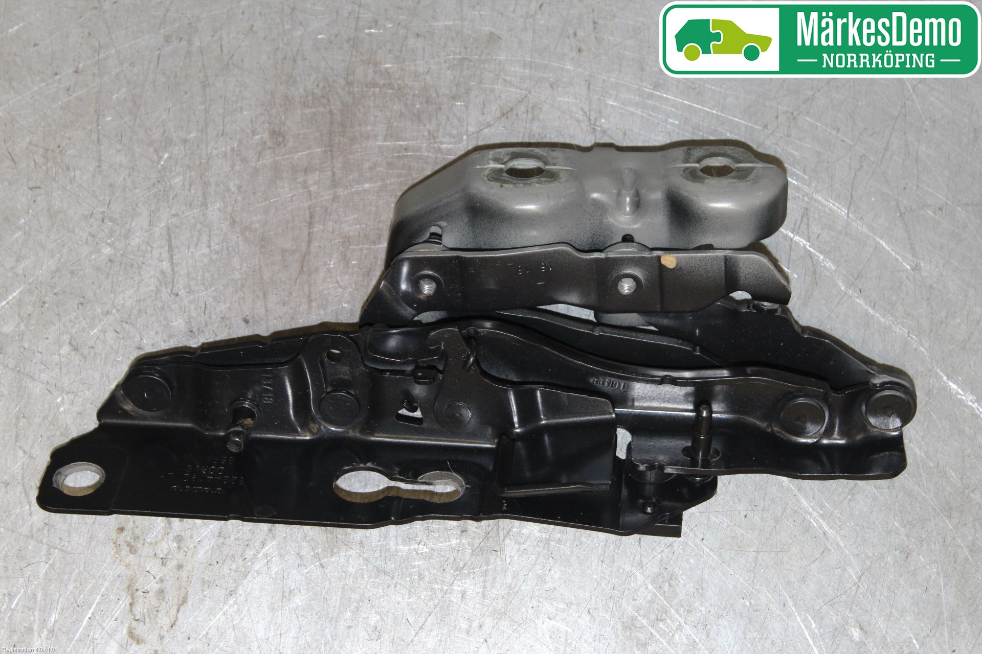 Volvo V60 19- Panser Hengsel - Hengsler