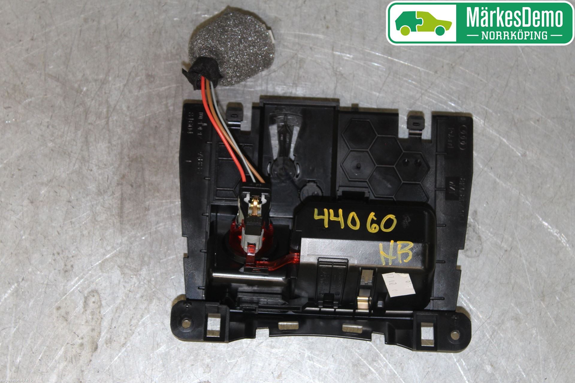 Audi Q5 09-16 Innr Askebeger