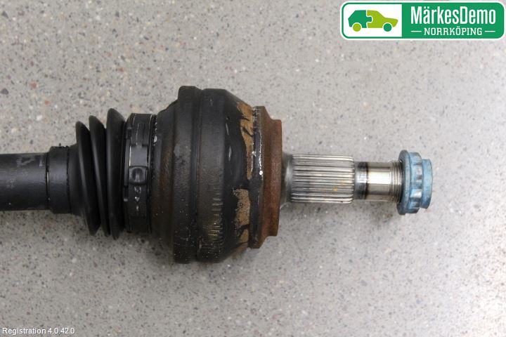 Mercedes-Benz MB E-KLASS (W213) 16-23 Drivaksel Bak Kompl Venstre