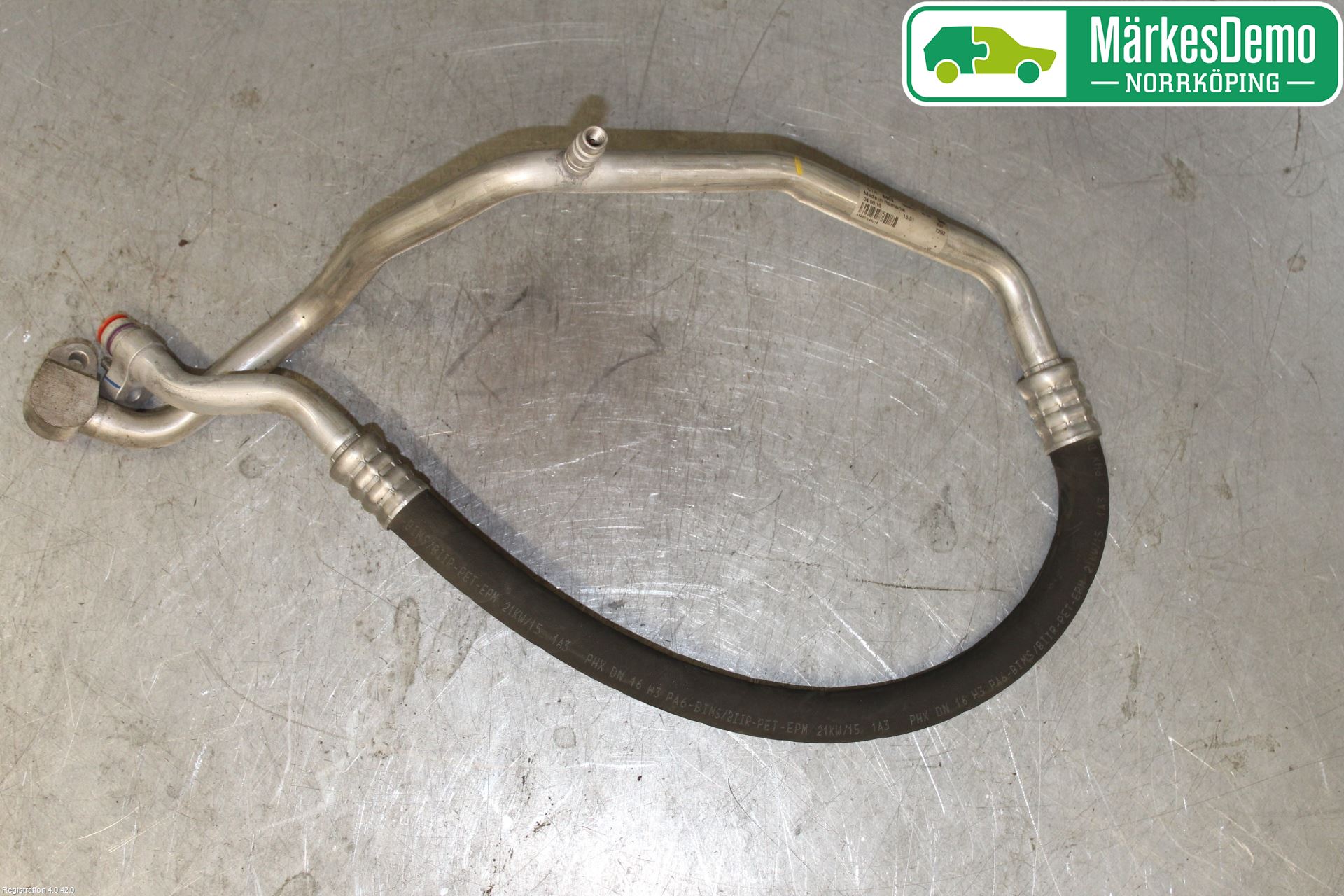 BMW 5 F10/F11/F18 09-17 Varme Ac Slange - Rør
