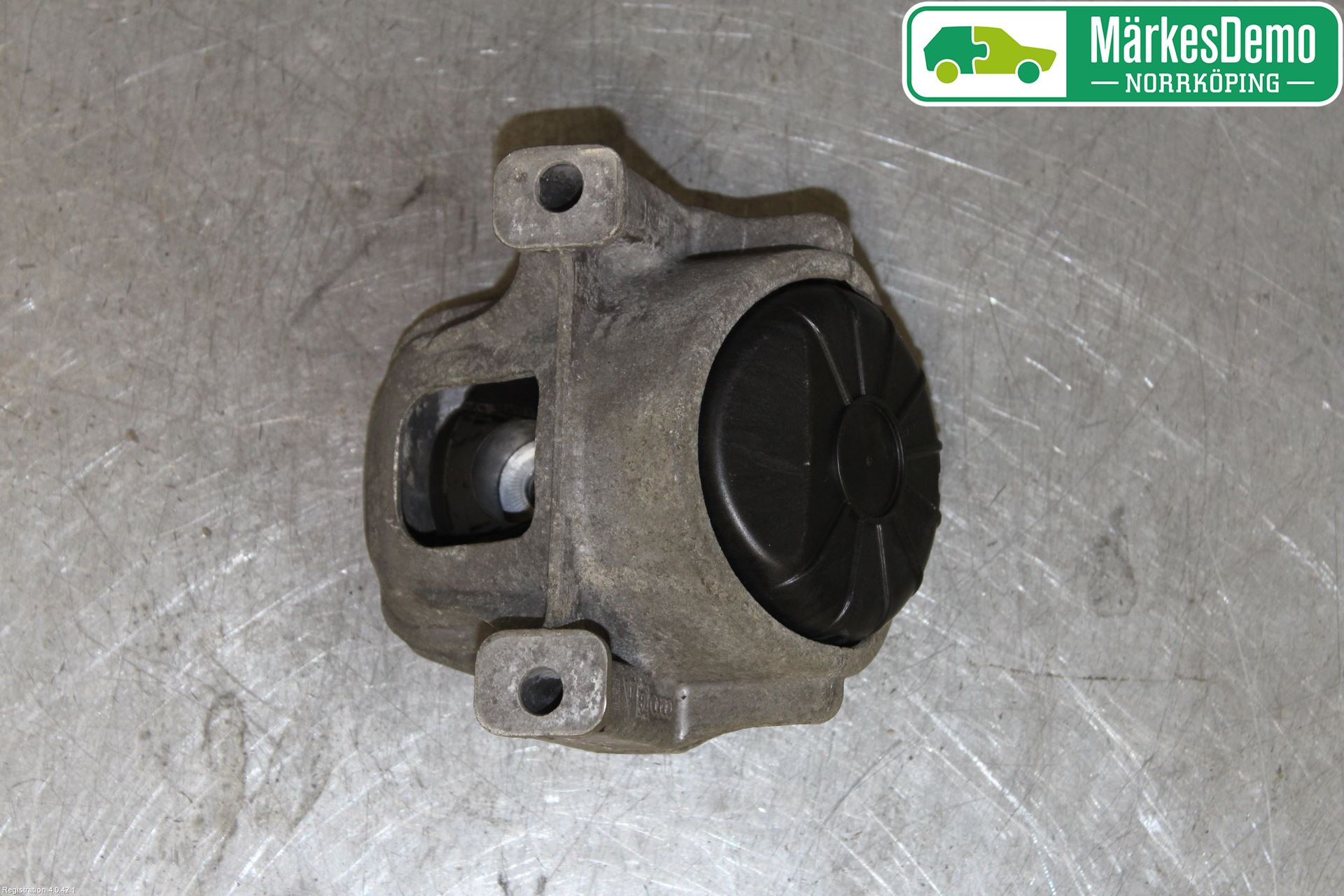 Audi Q5 09-16 Motor Feste Gummi