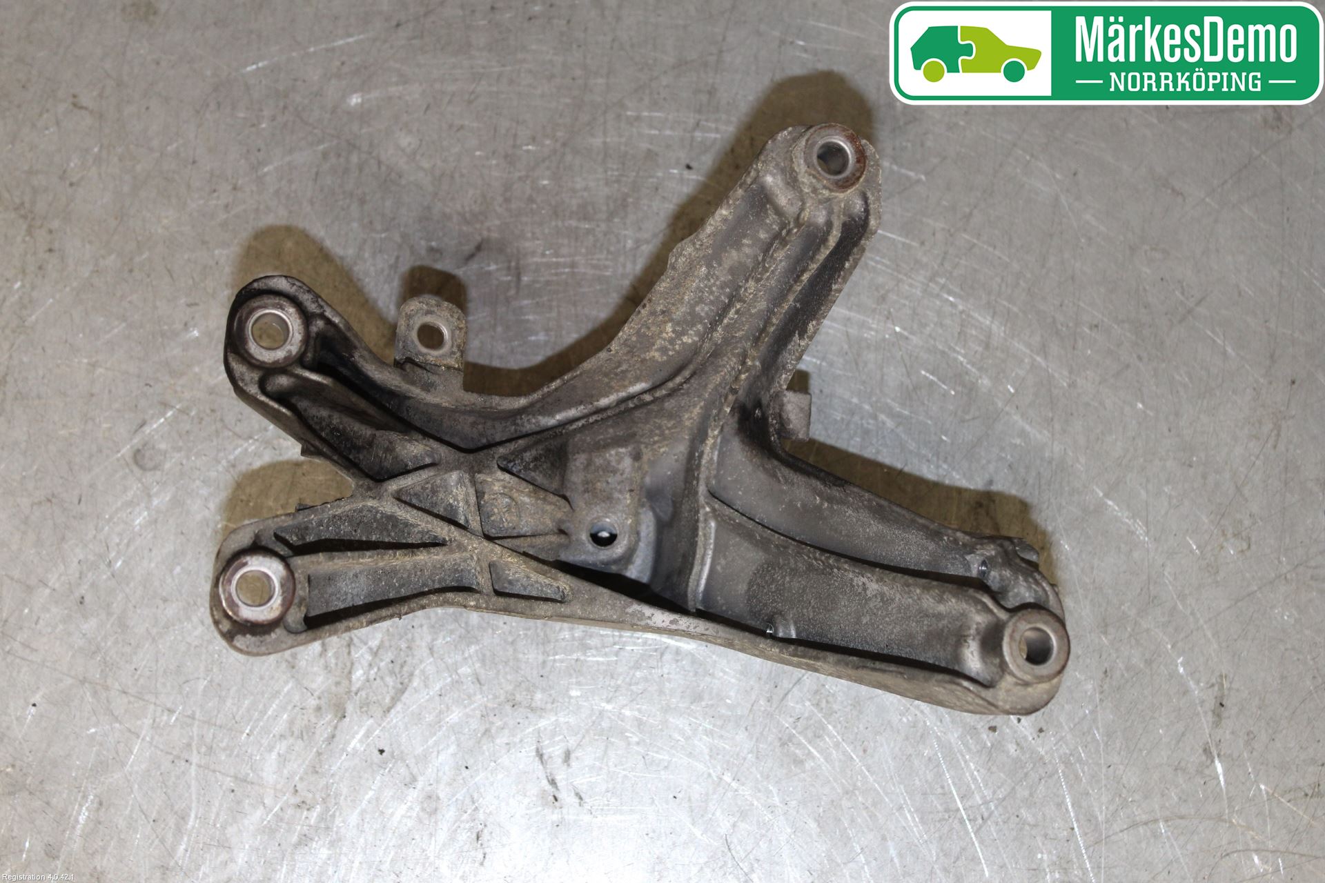 Audi Q5 09-16 Motor Feste Stål-Alu