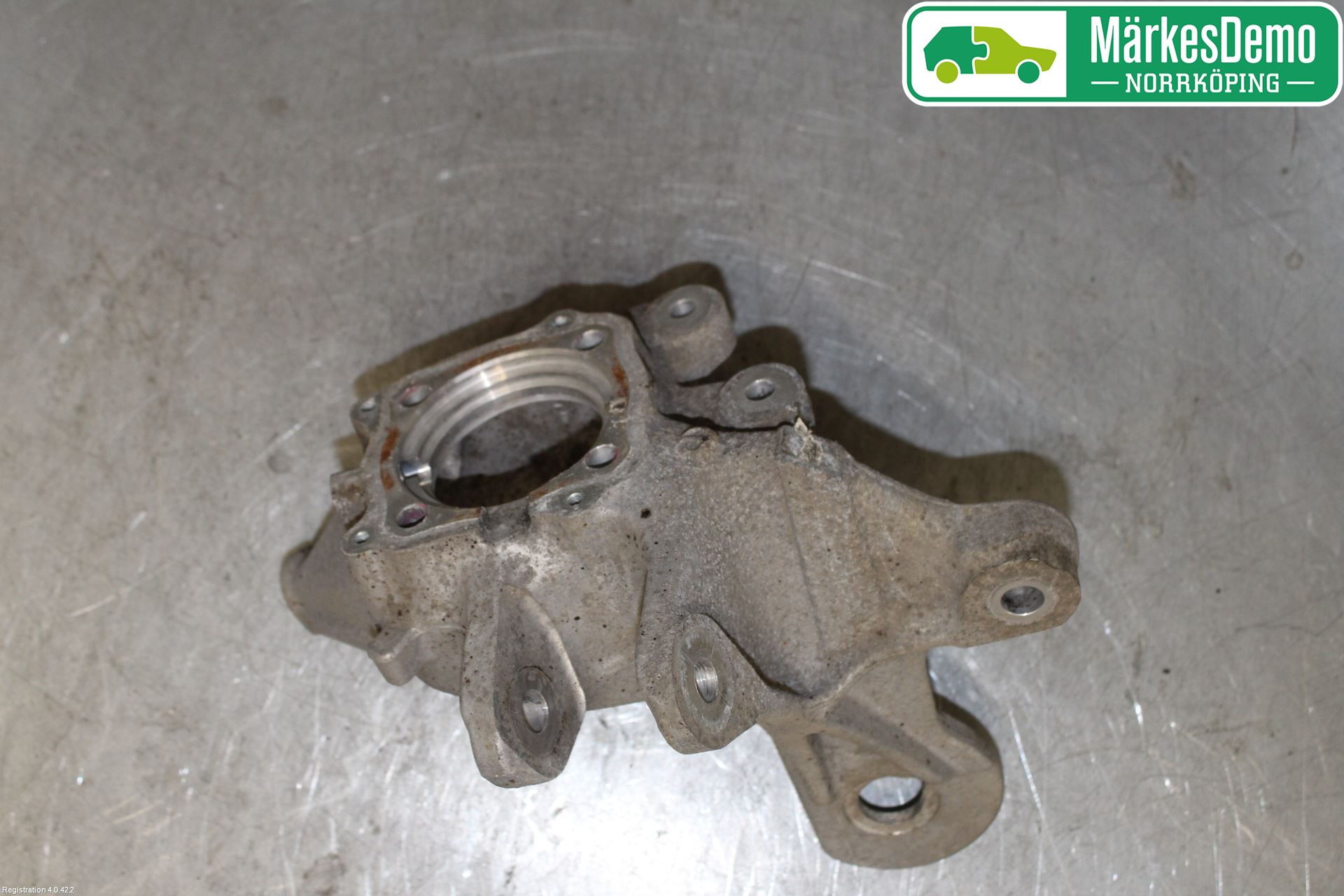 BMW 5 F10/F11/F18 09-17 Spindel Vb