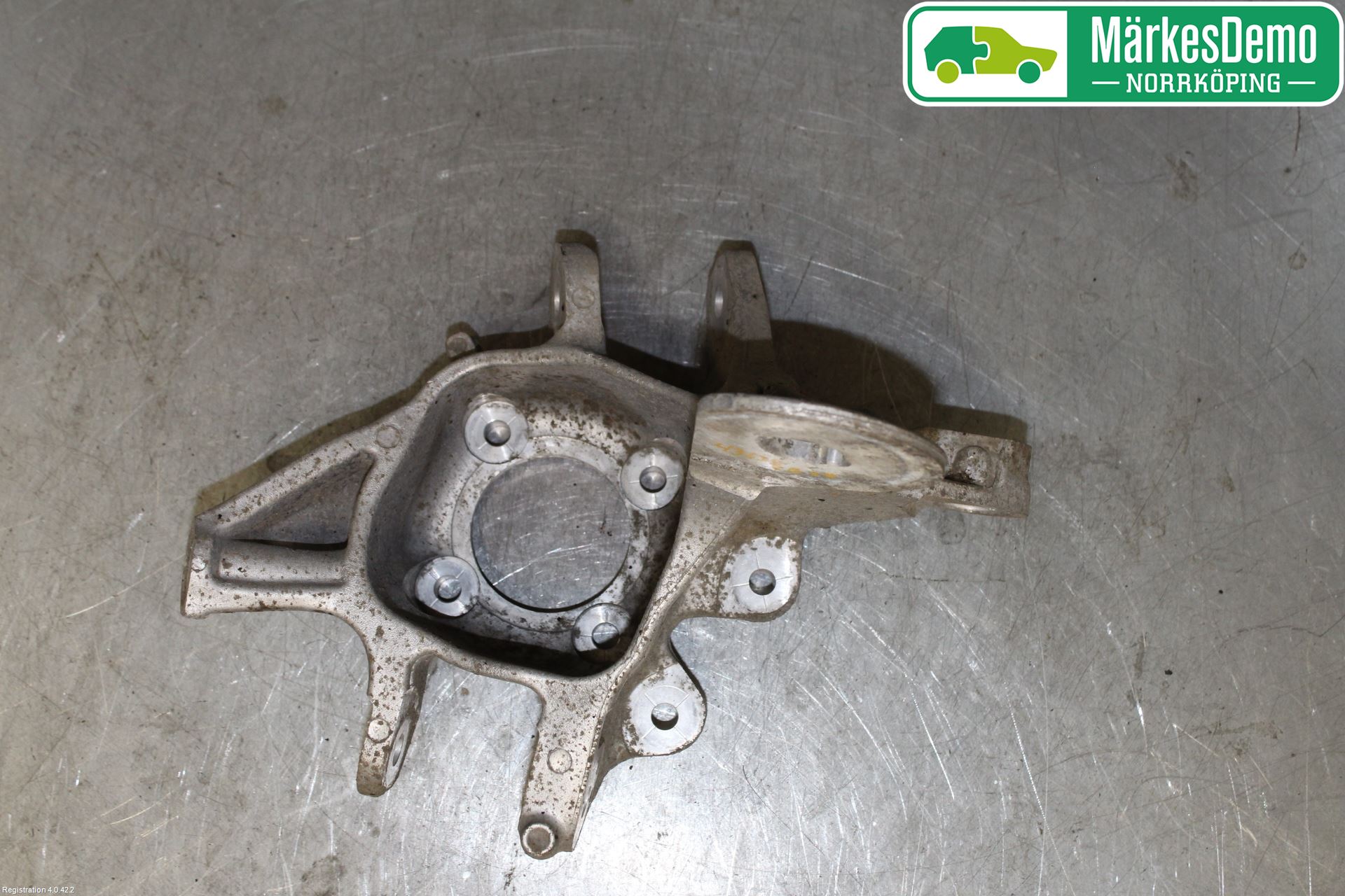 BMW 5 F10/F11/F18 09-17 Spindel Vb