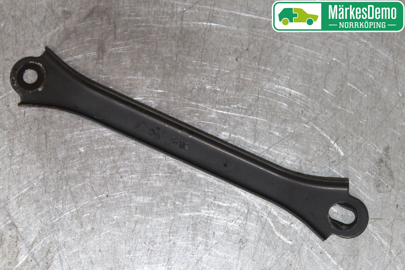 Renault KADJAR 15- Radiator Feste - Ramme - Bjelk