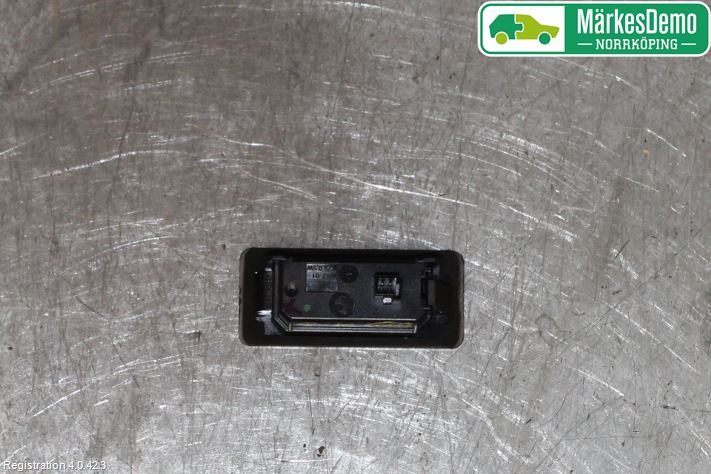 BMW 3 F30/F31/F80 12-19 Skilt Belysning