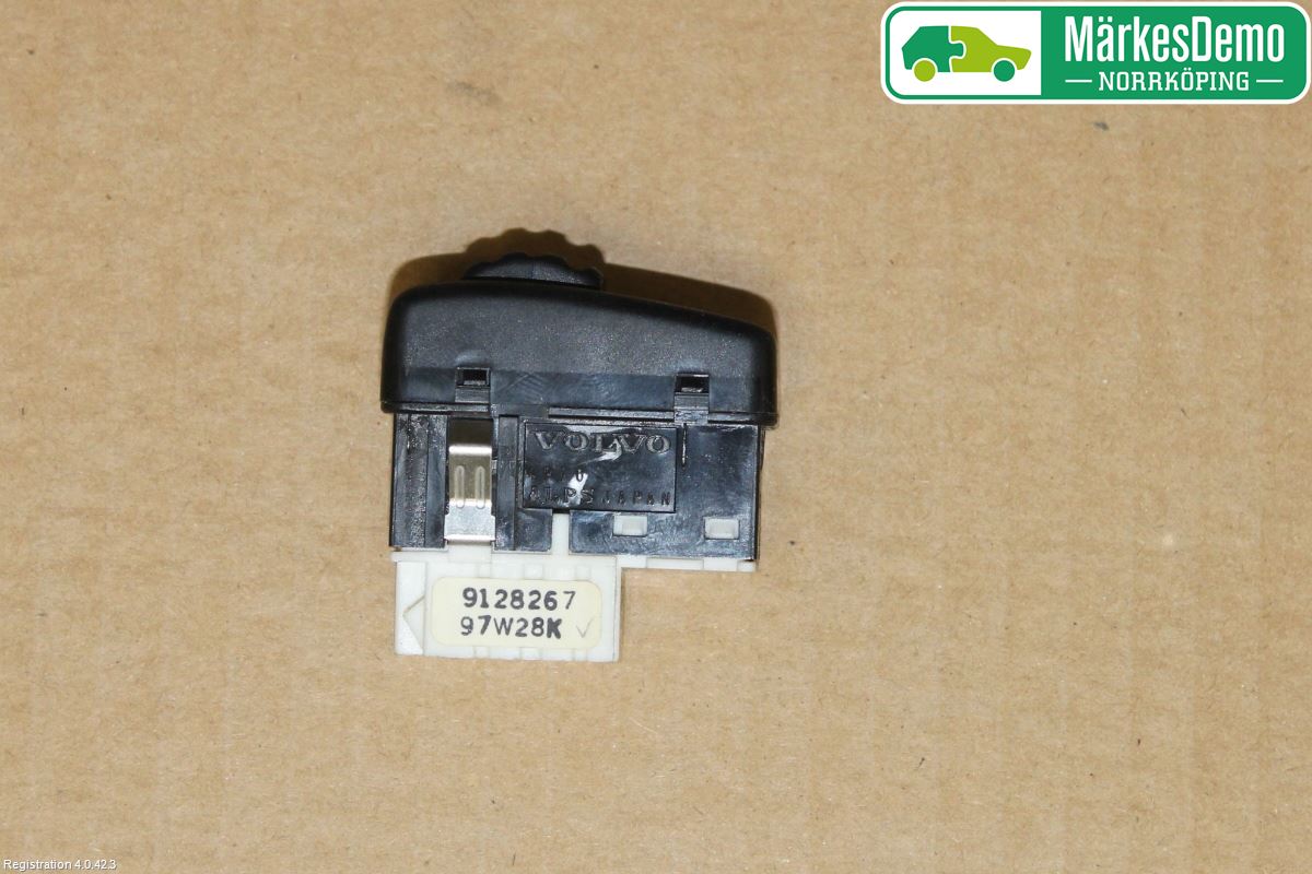 Volvo S90/V90 97-98 Frontlykt Lysspredderreg
