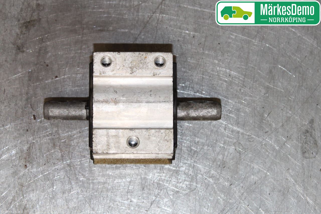 Mercedes-Benz MB C-KLASS (W205) 14-21 Gearkasse Feste Gummi