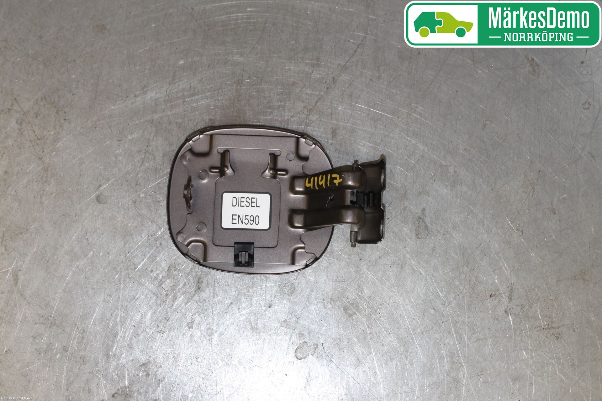 Mitsubishi OUTLANDER 07-12 Drivstoff Tankluke