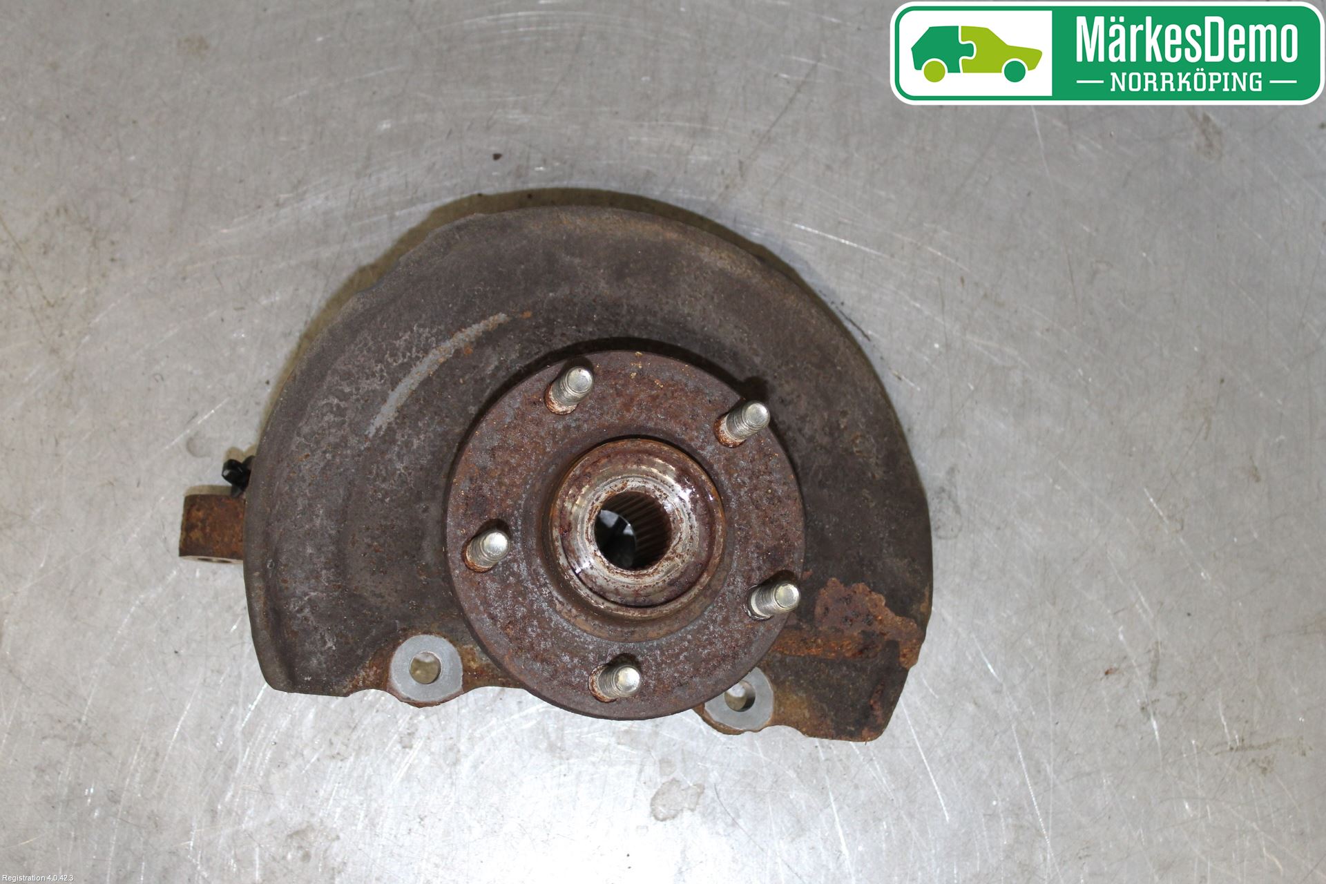 Mitsubishi OUTLANDER 07-12 Spindel Vf