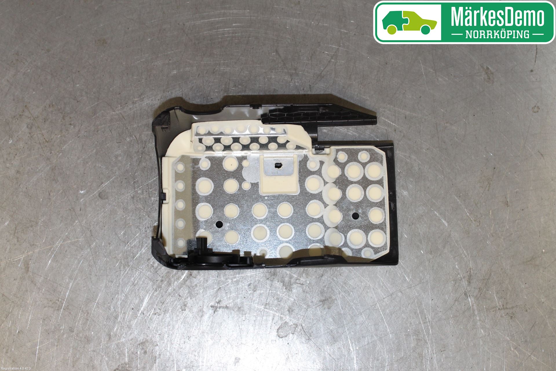 Volkswagen VW PASSAT 15-19 Rattdeksel - Deksler