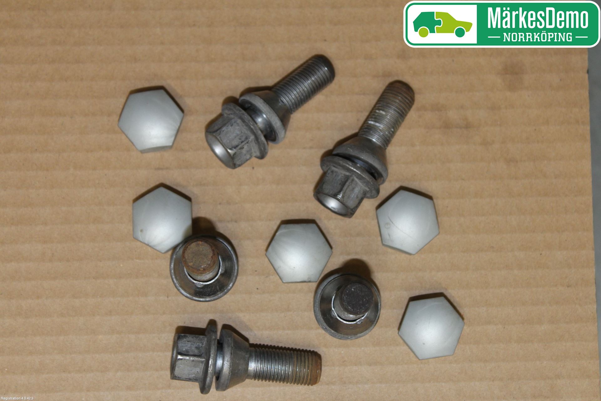 Volvo XC60 14-17 Hjulmutter - Bolt - Sett