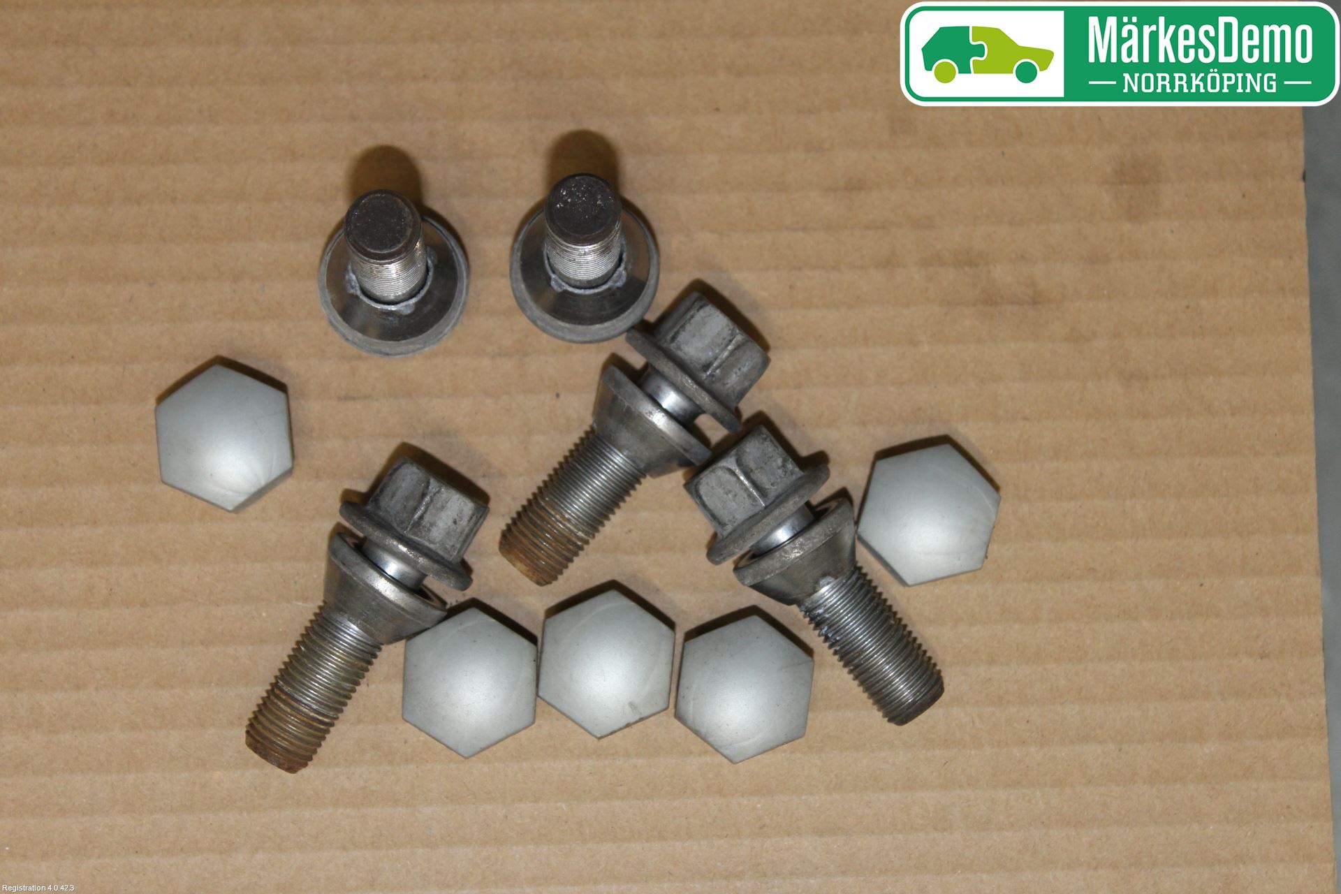 Volvo XC60 14-17 Hjulmutter - Bolt - Sett