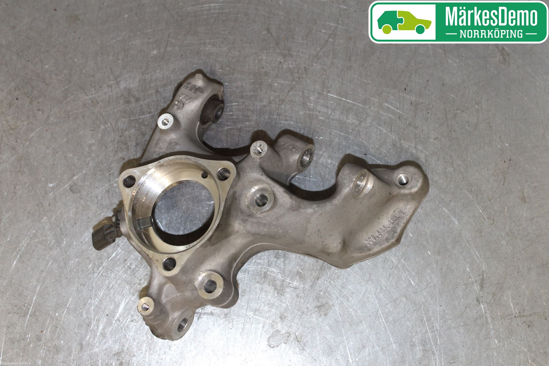 Volkswagen VW PASSAT 15-19 Spindel Vb