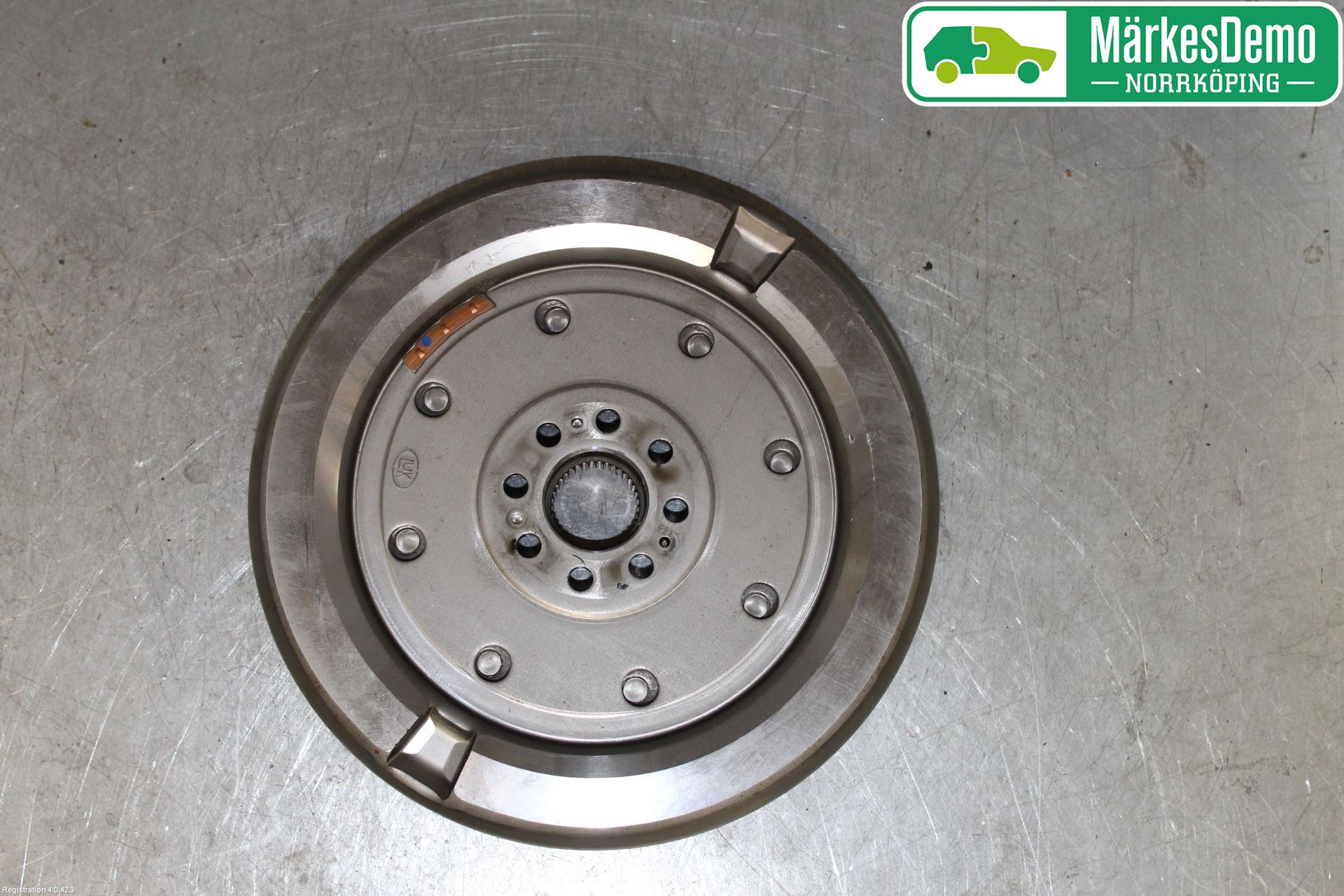 Volkswagen VW PASSAT 15-19 Svinghjul Automat