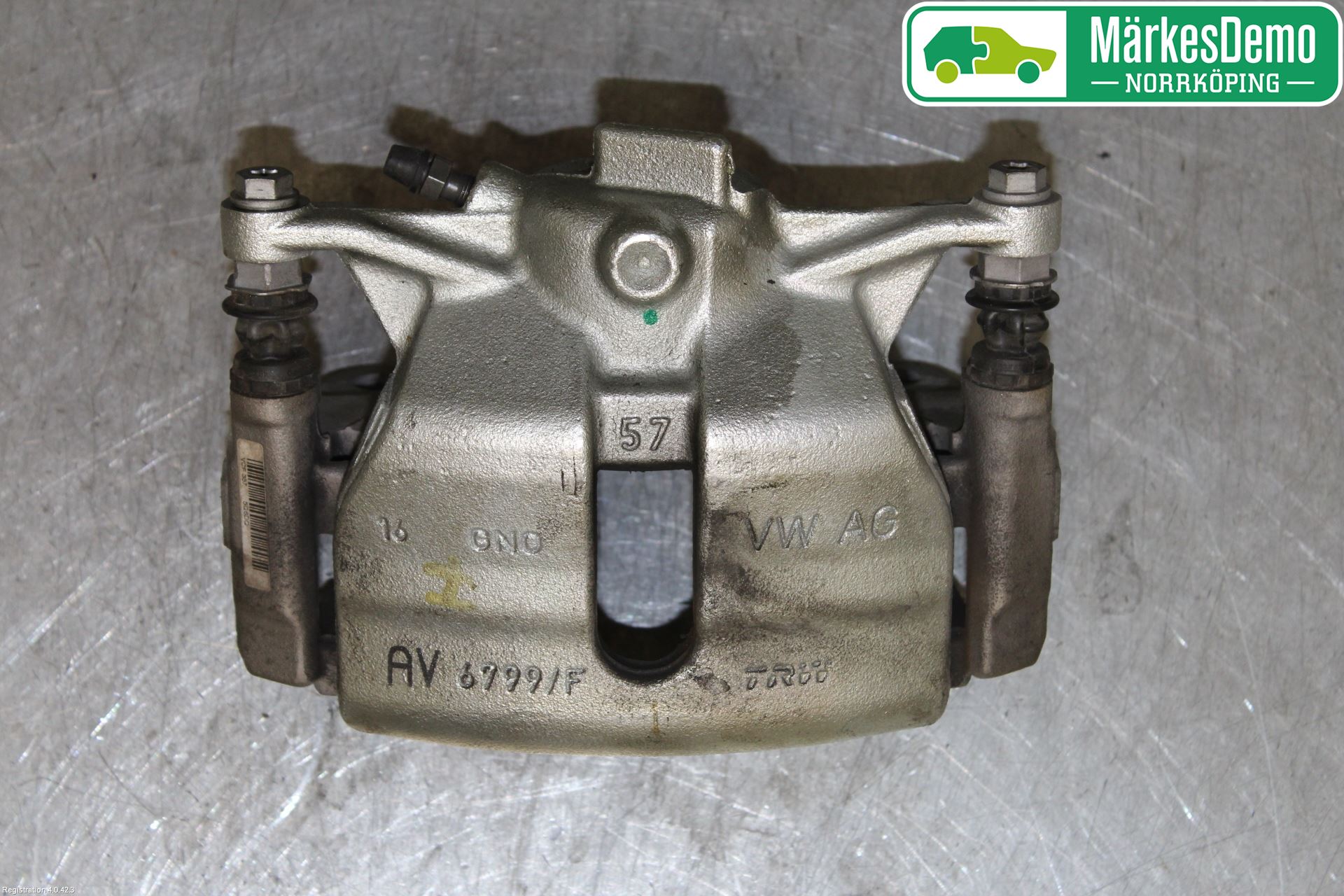 Volkswagen VW PASSAT 15-19 Bremsecaliper Foran Høyre