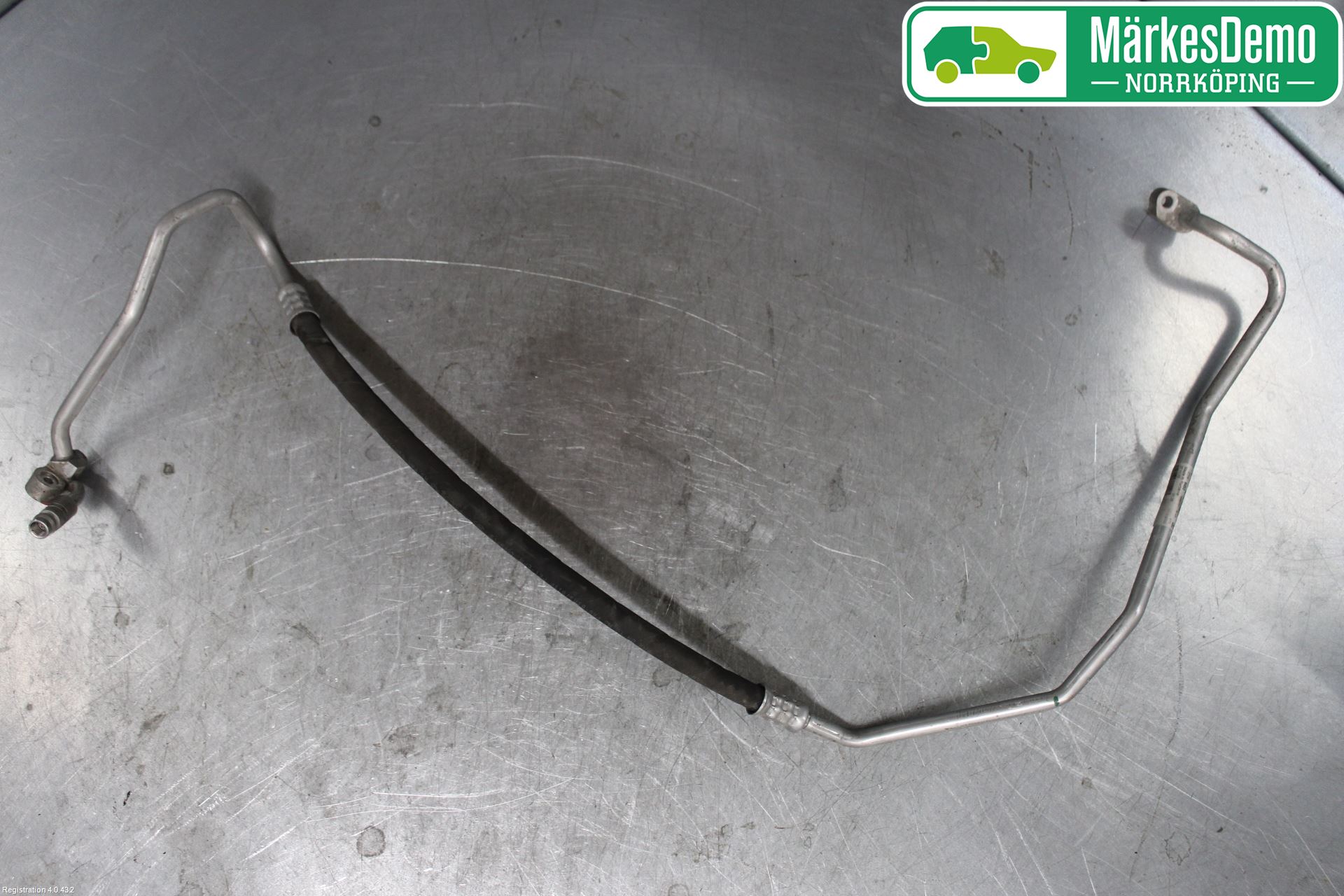 BMW 5 F10/F11/F18 09-17 Varme Ac Slange - Rør