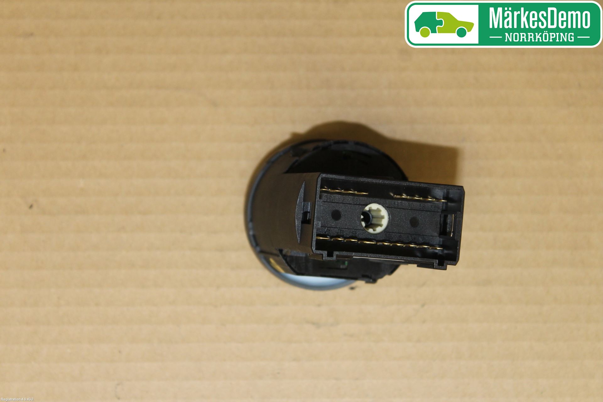 Volkswagen VW POLO 95-01 Bryter Hovedlys