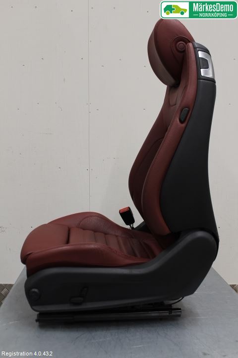Mercedes-Benz MB C-KLASS (W205) 14-21 Innr Sete Foran Venstre