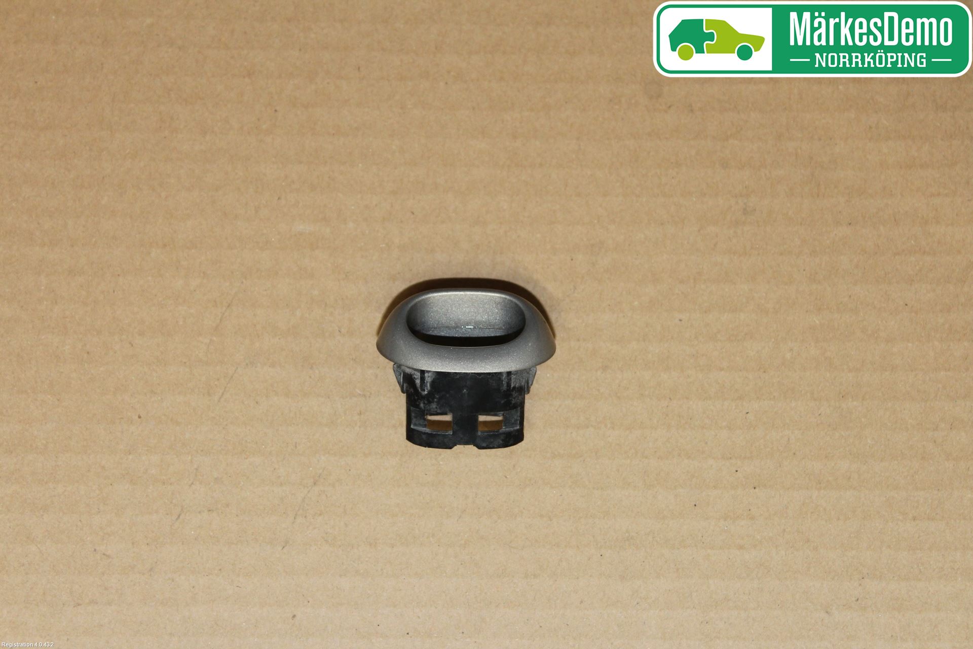 Volvo V70 05-08 Spylerdyse Frontlykter