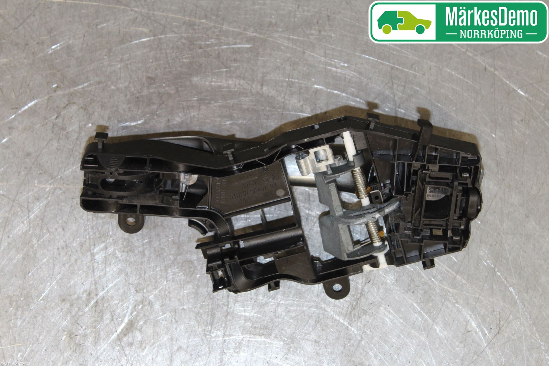 Volkswagen VW TIGUAN 16-24 Dørhandtak Ytre Høyre