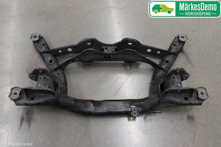 Volkswagen VW TIGUAN 16-24 Bakaksel Feste Travers-Ramme
