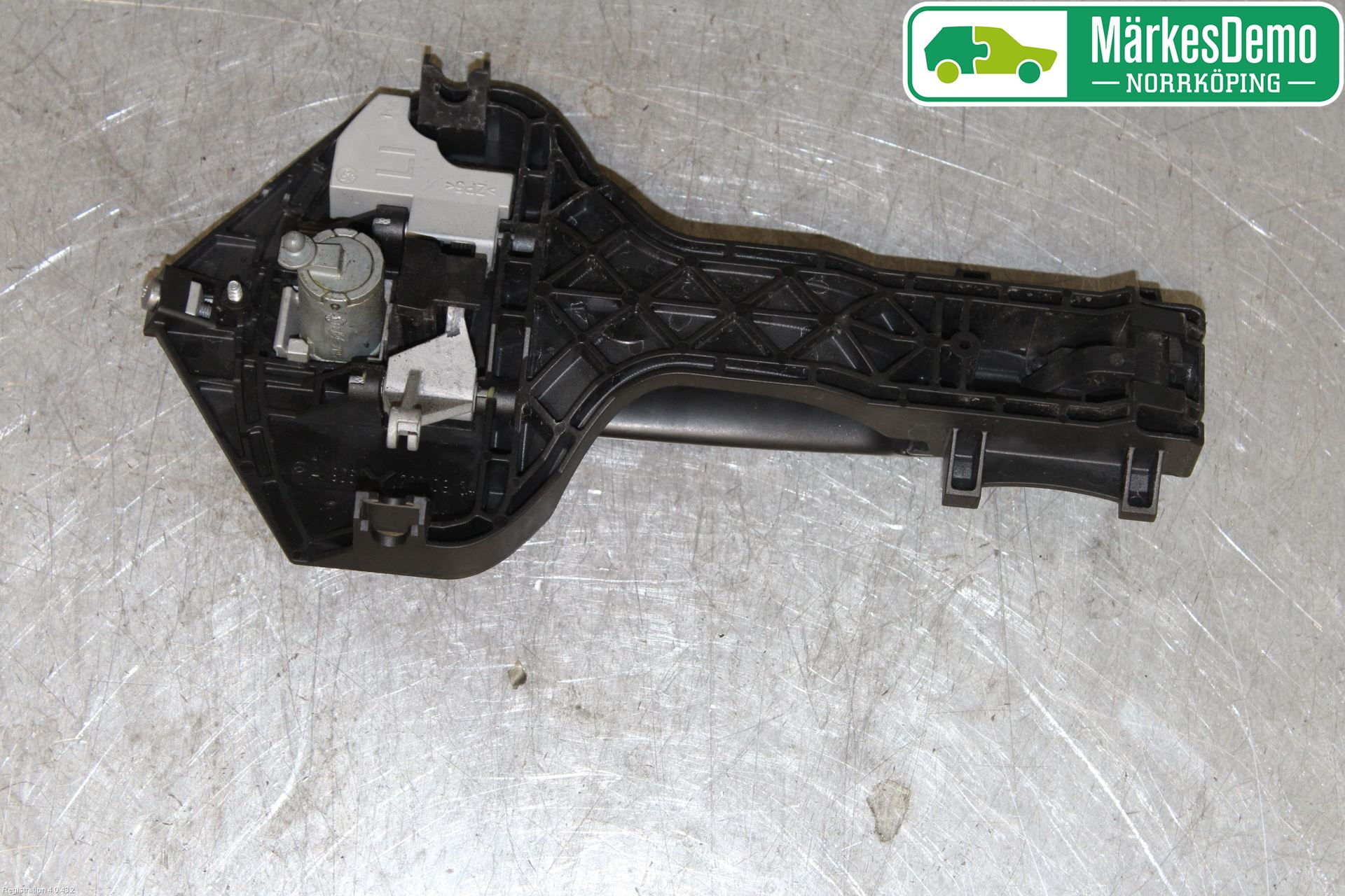 Volkswagen VW CRAFTER 06-16 Dørhandtak Ytre Venstre