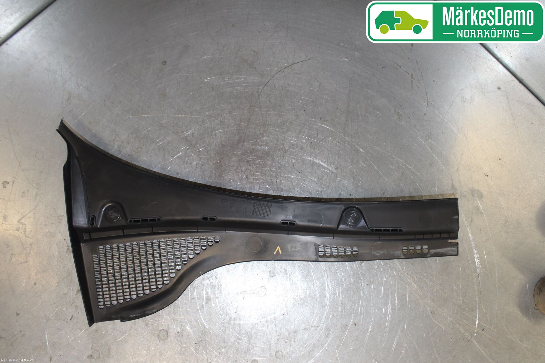 Skoda FABIA 15-21 Visker Deksel-Grill-Under Frr