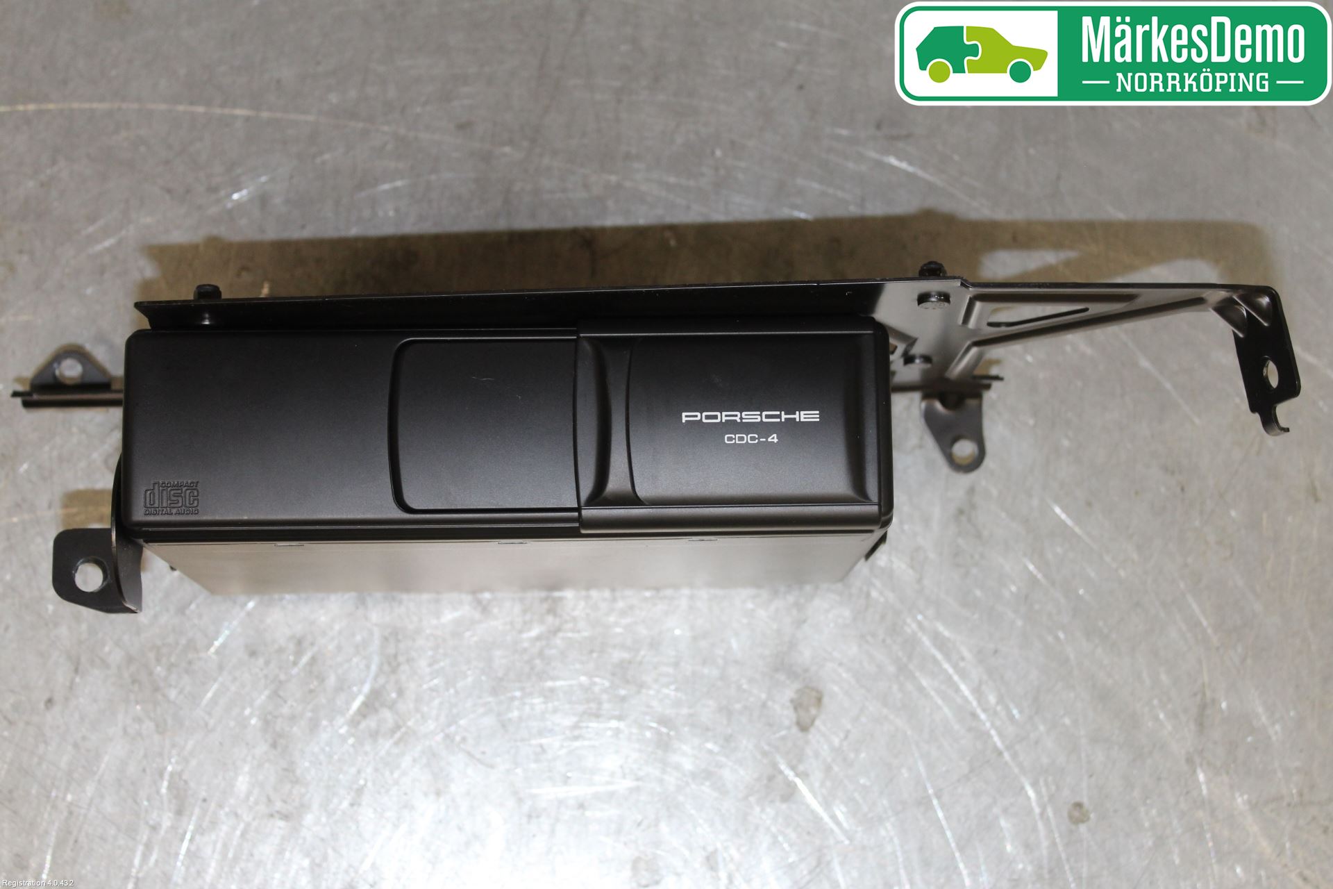 Porsche CAYENNE 03- Stereo Cd Veksler