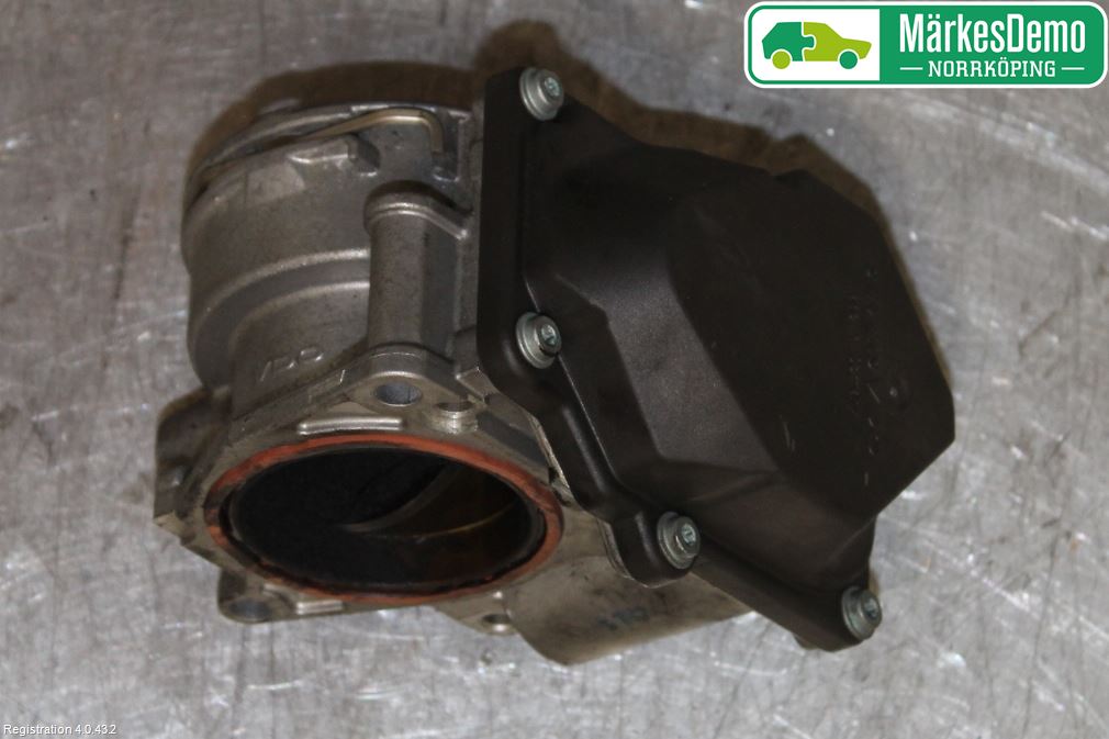 Volkswagen VW PASSAT 05-11 Inns Spjeldhus