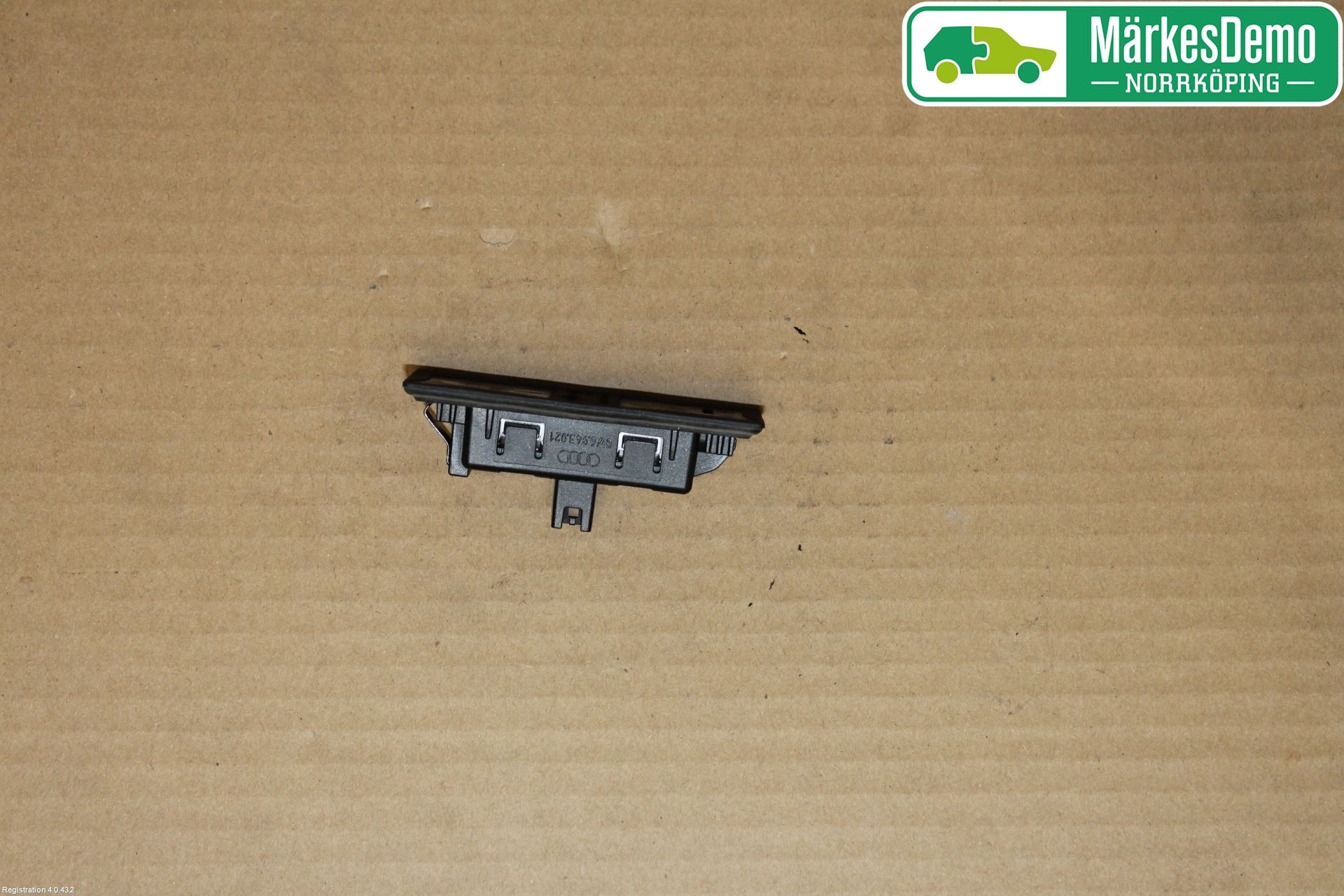 Audi Q2/SQ2 17- Skilt Belysning