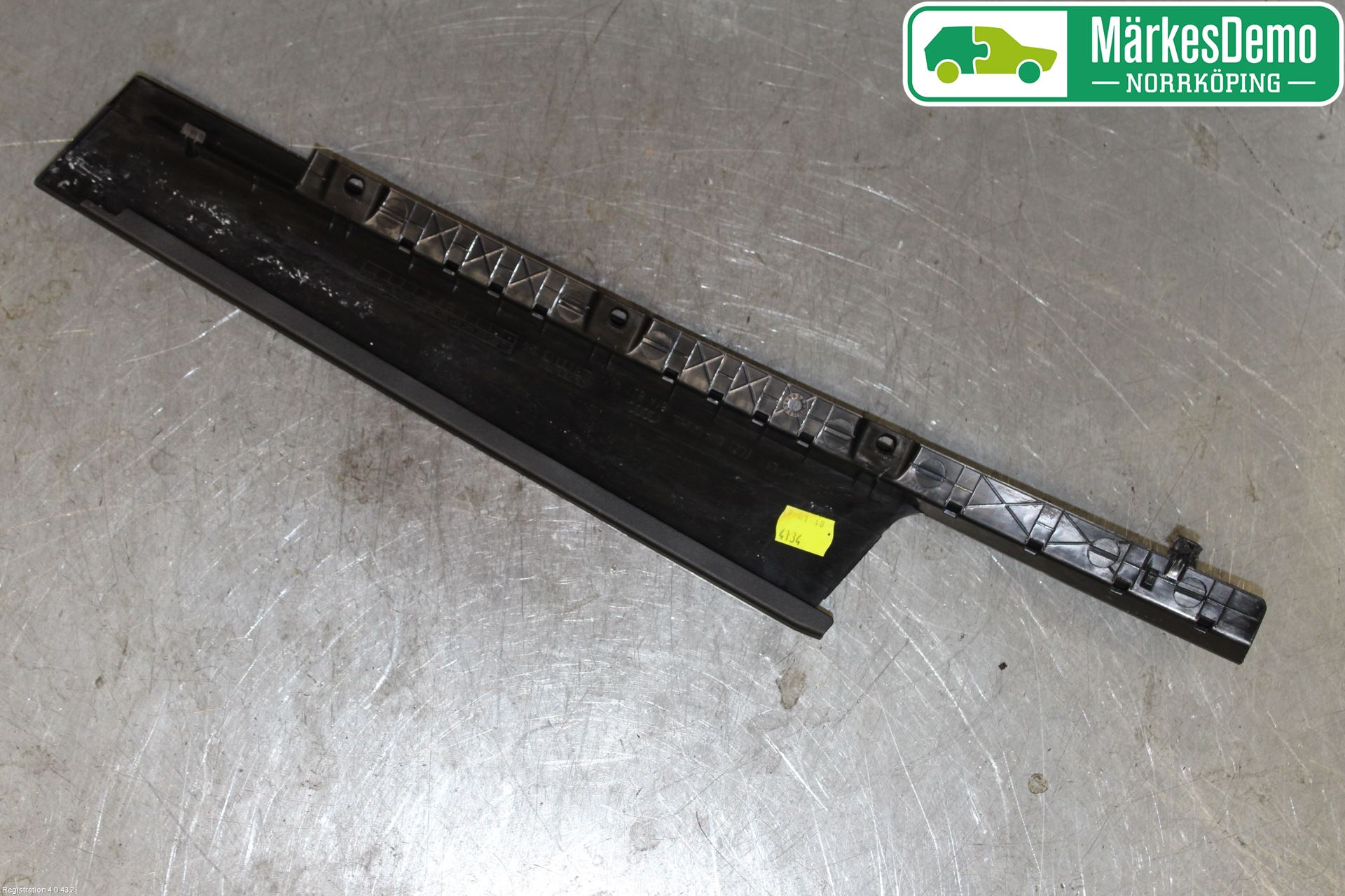 Audi Q2/SQ2 17- Dør Dekorlist Vf