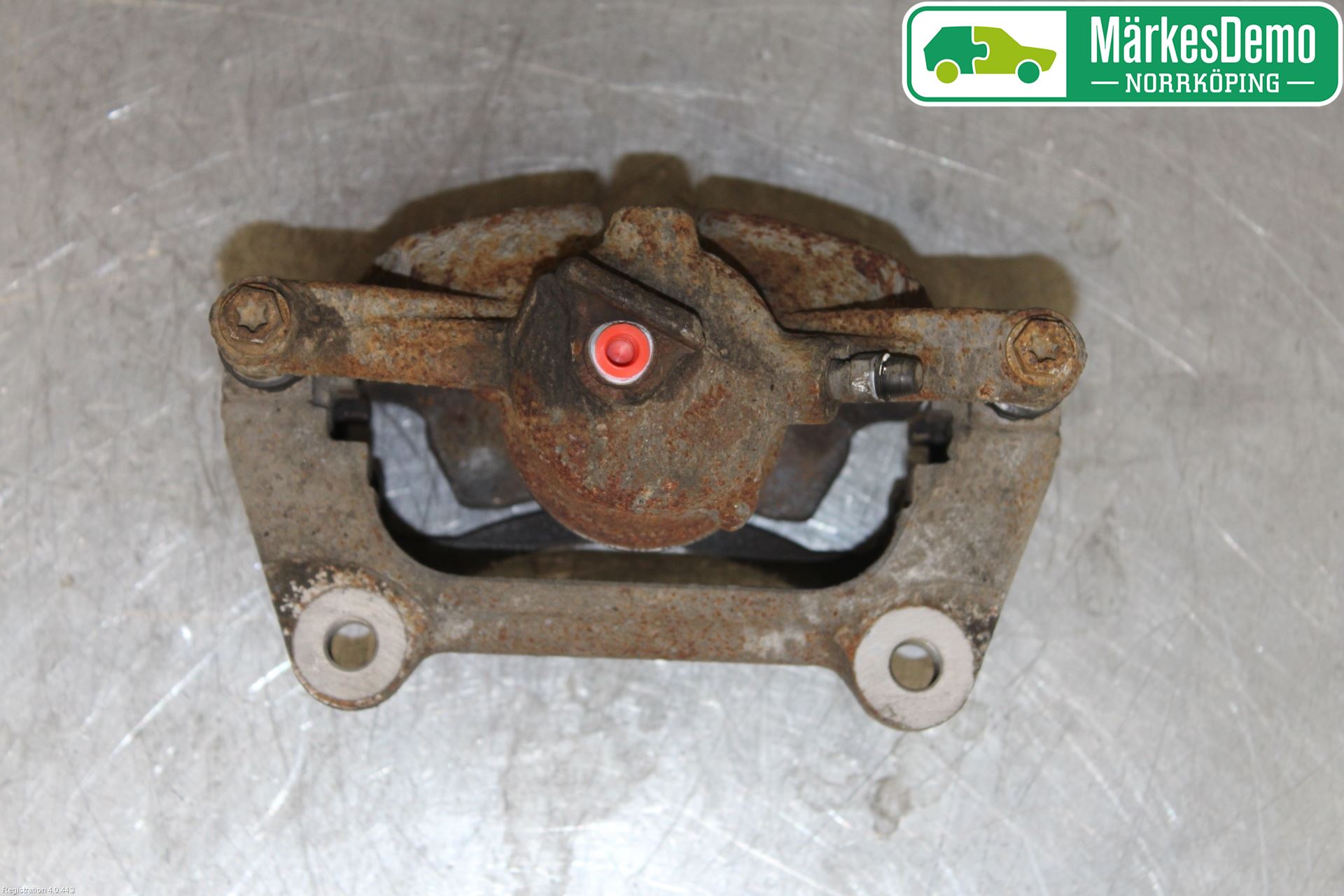 Volkswagen VW PASSAT 15-19 Bremsecaliper Foran Høyre