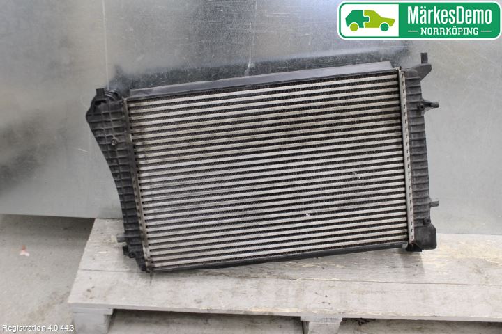 Volkswagen VW PASSAT 05-11 Intercooler Radiator