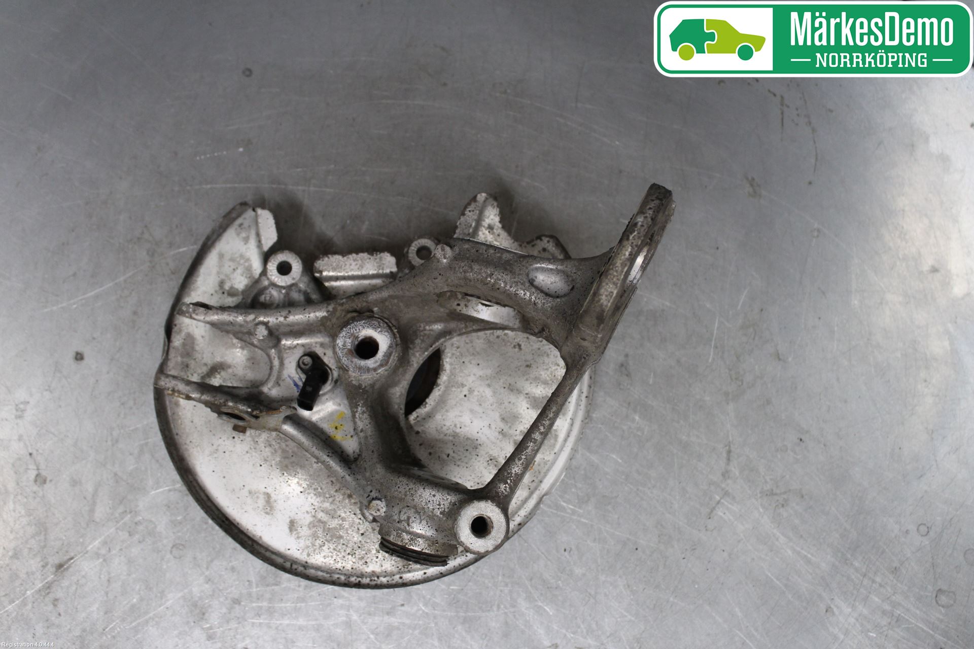Audi A6/S6 4G 11-18 Spindel Vb