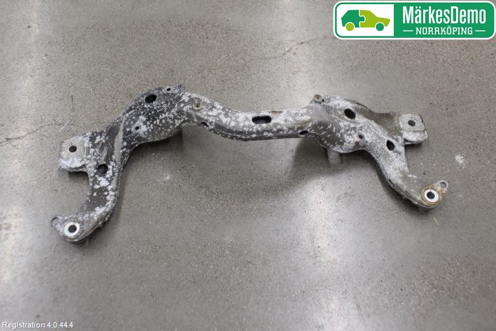 Porsche CAYENNE 03- Motorbjelke (Langs Gående )