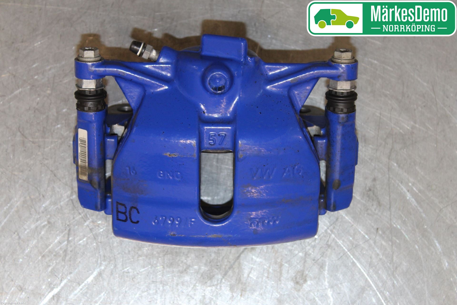 Volkswagen VW PASSAT 15-19 Bremsecaliper Foran Høyre