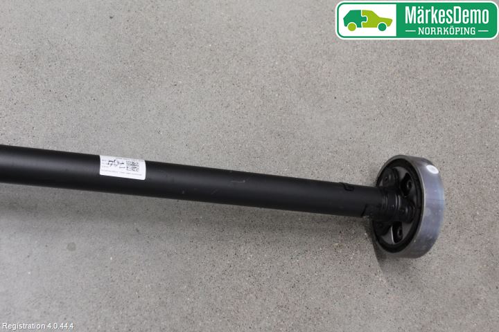 Volkswagen VW PASSAT 15-19 Mellomaksel Kompl