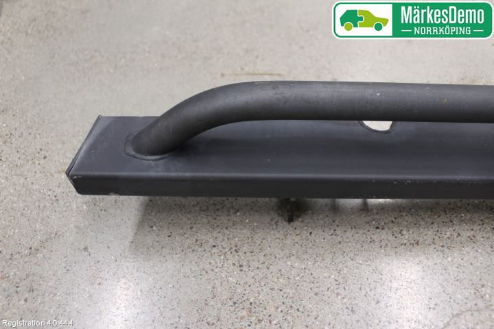 Landrover DEFENDER (L316) 07-16 Sidebøyle - Stigtrinn
